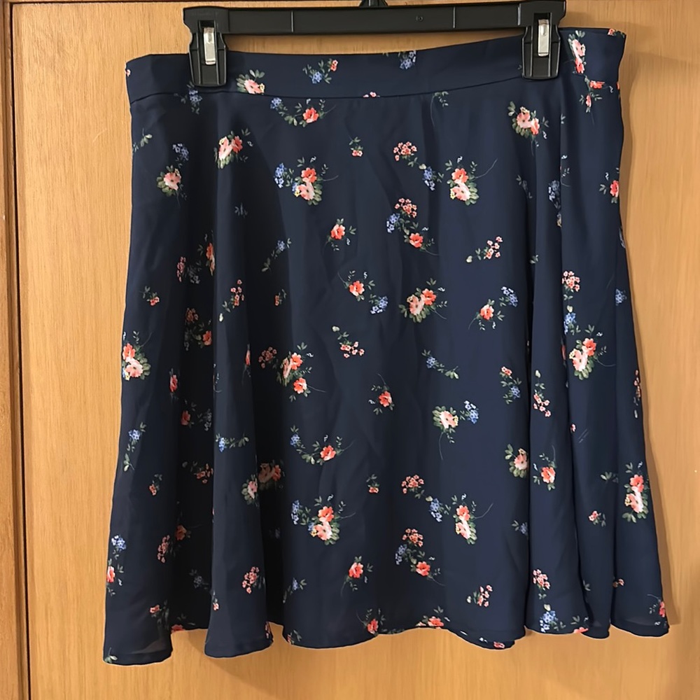 Gianni Bini Women’s Ditsy Micro Floral Mini Skater Skirt New Navy Blue Large